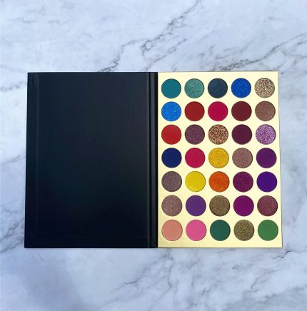 35 colour eyeshadow palette